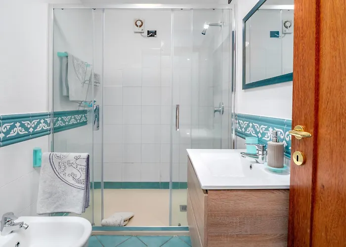 5 Isuledda * 圣特奥多罗